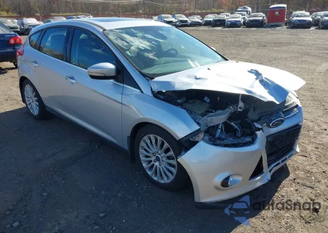 2012 Ford Focus Titanium из США, поврежденный, VIN 1FAHP3N24CL341226